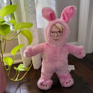 A Christmas Story Pink Bunny Ralphie Deck the Halls Side Stepper
